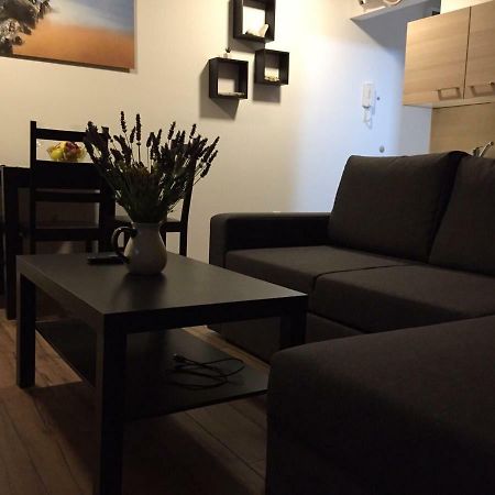 Lukadora Apartment Pula Luaran gambar